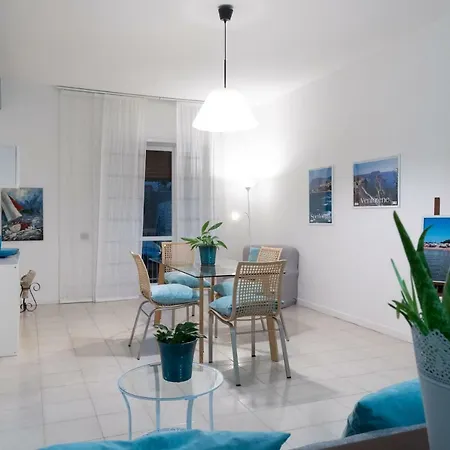 Alojamento de Acomodação e Pequeno-almoço 41° Formia